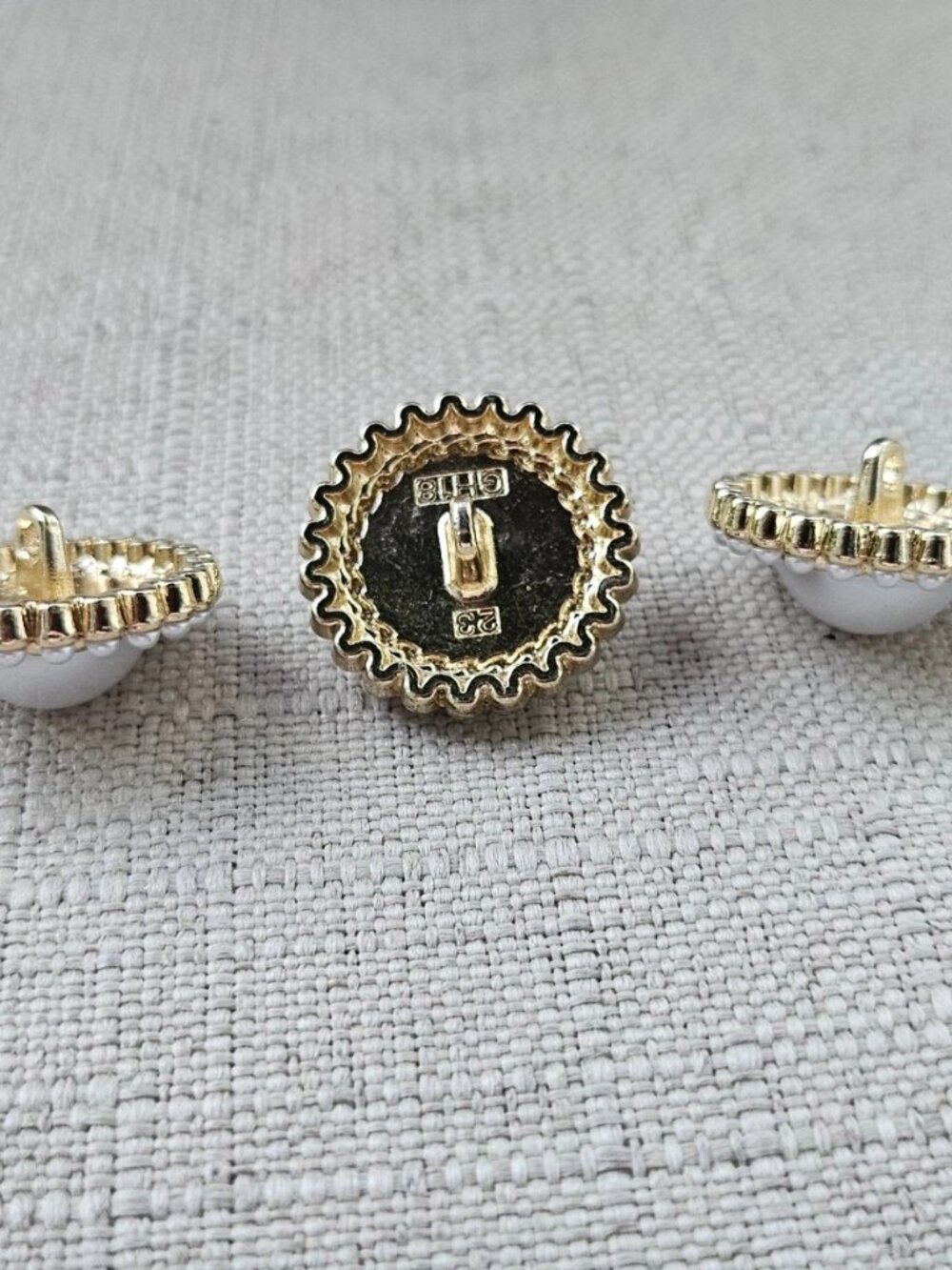 GH18 Sewing Button Faux Pearl Round Gold Tone fashion Jewelry Coat Button X3 - Picture 2 of 11